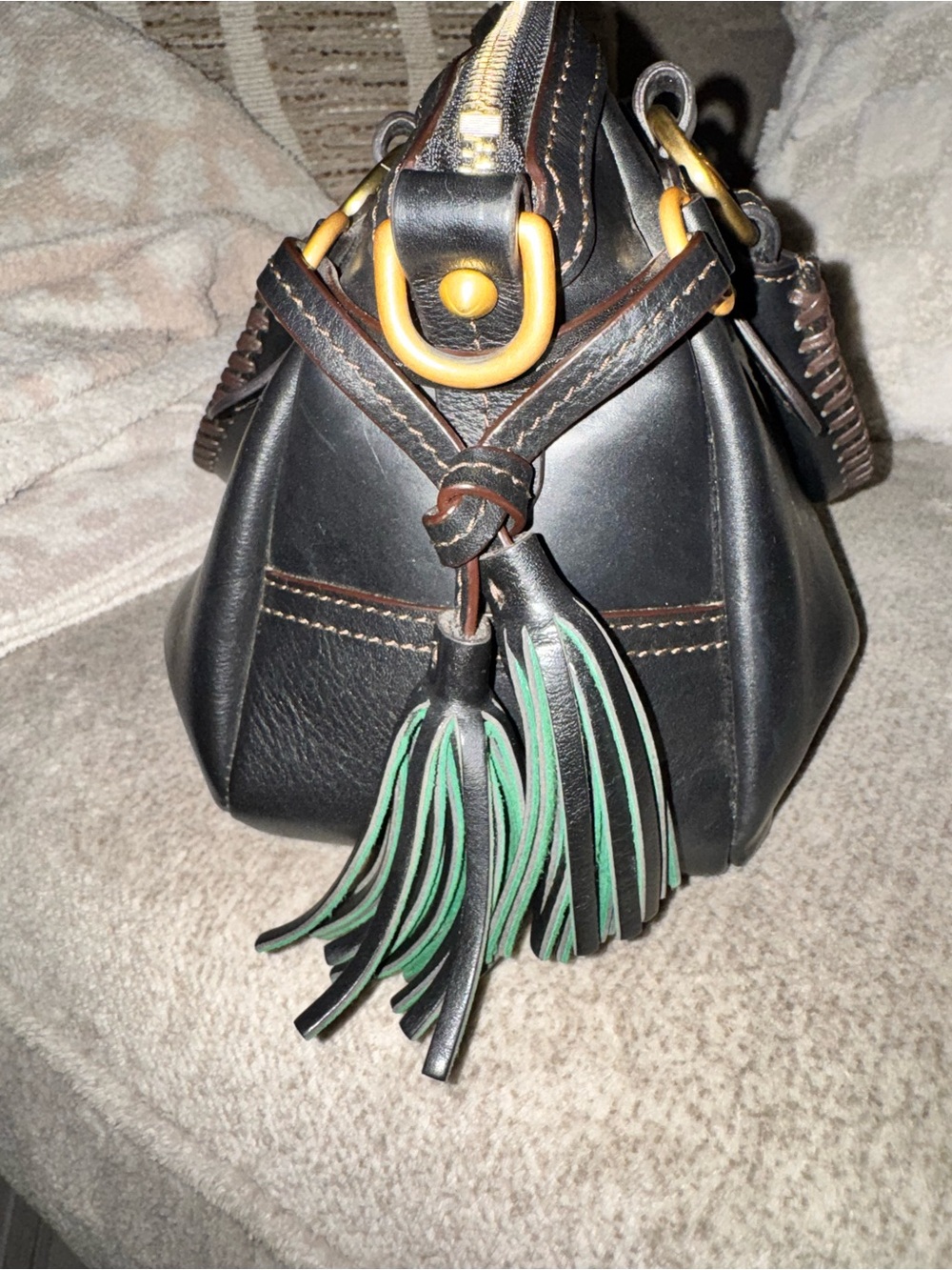 Dooney and Bourke Florentine medium mail Satchel Handbag - Picture 5 of 12